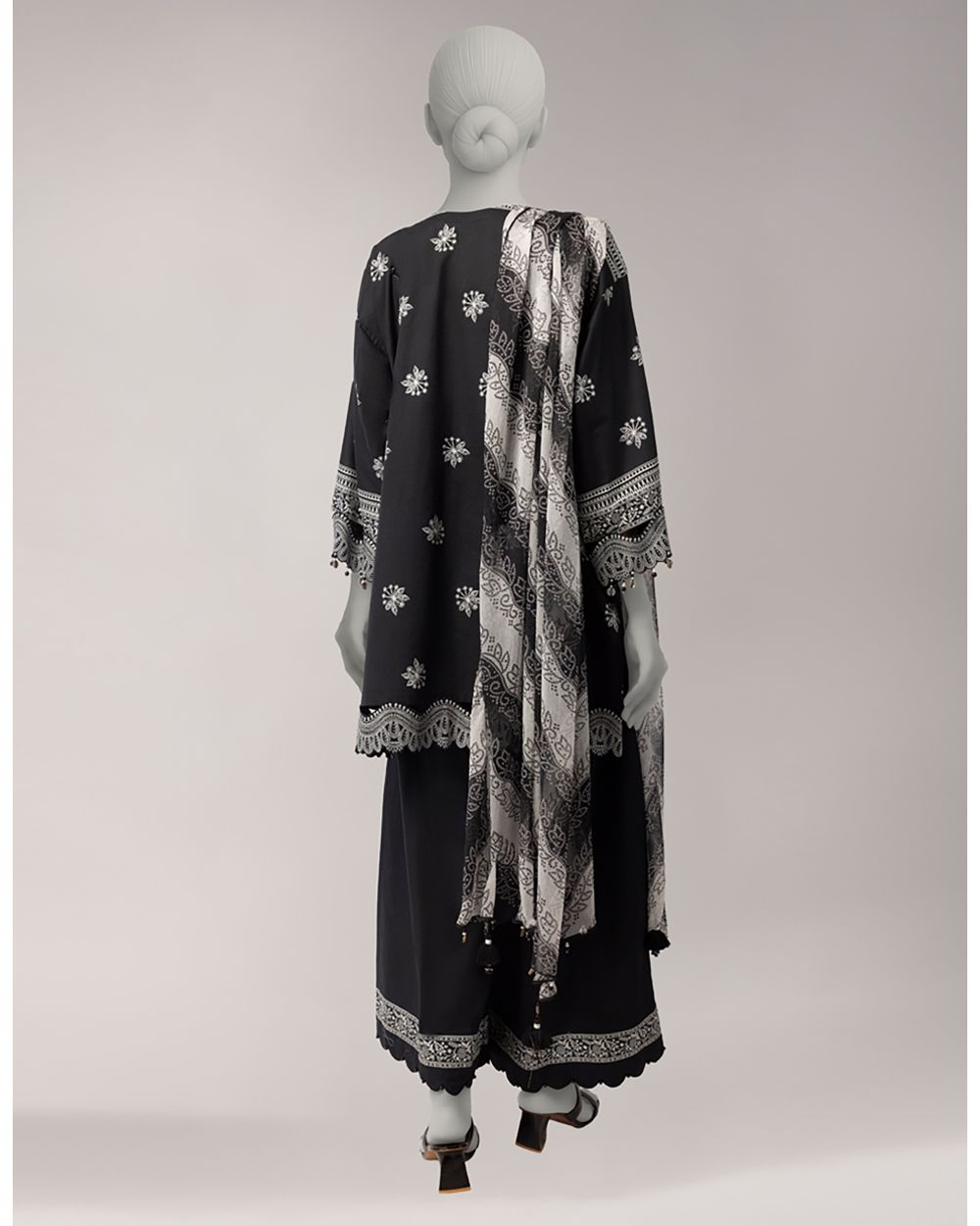 JLAWN-S-26-3661 BANDHANI-3