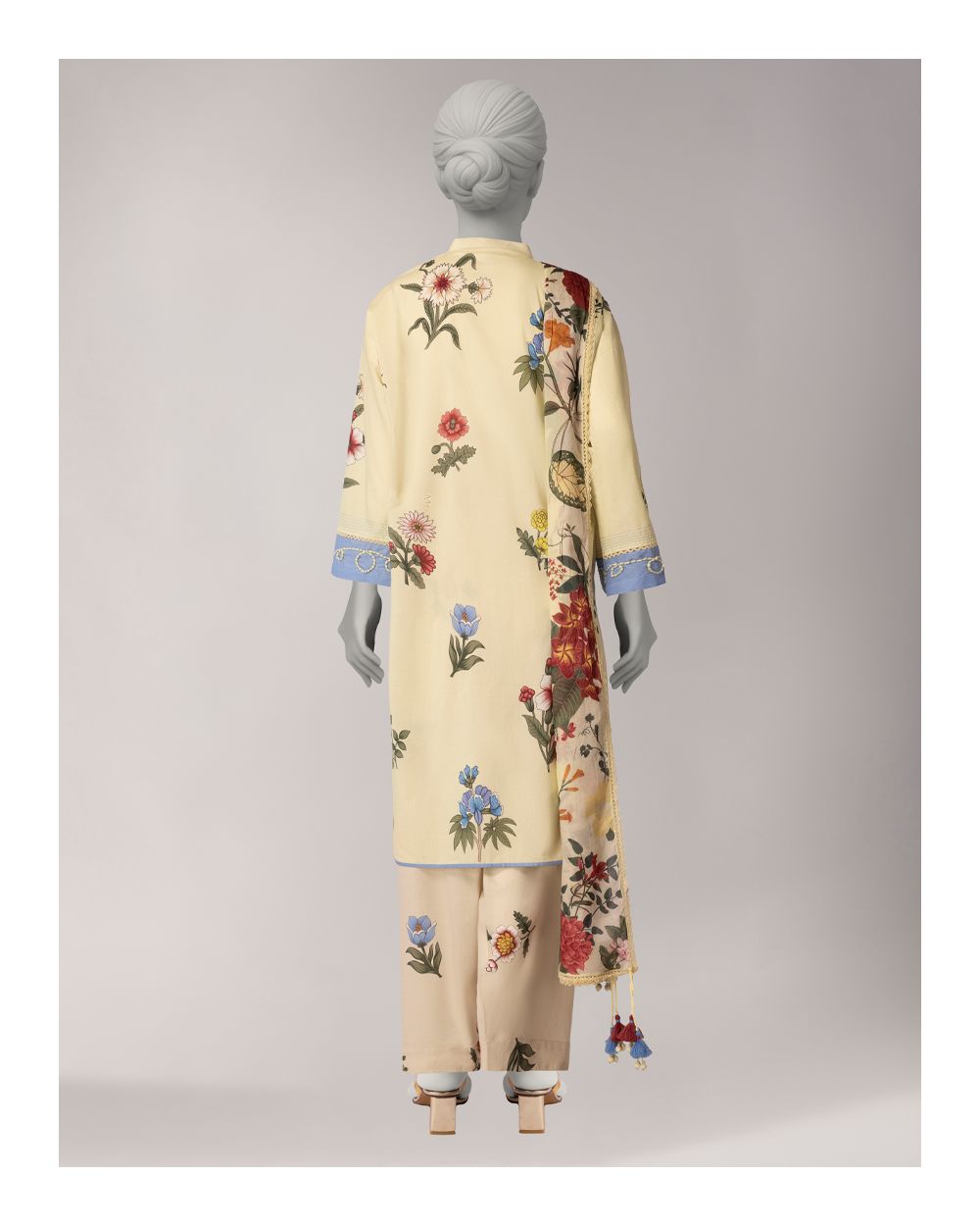 JLAWN-S-26-3692 VOGUE-2