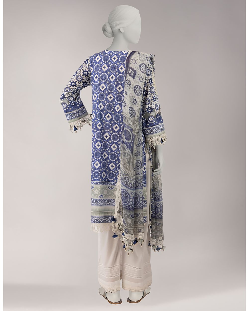 JLAWN-S-26-3762 AJRAK-08
