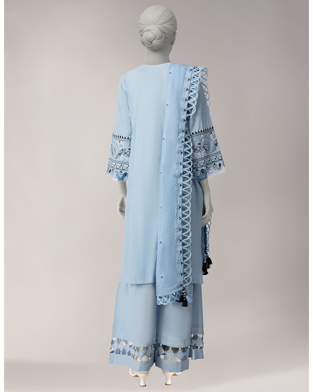 JLAWN-S-26-3832 ZARDOZI-02