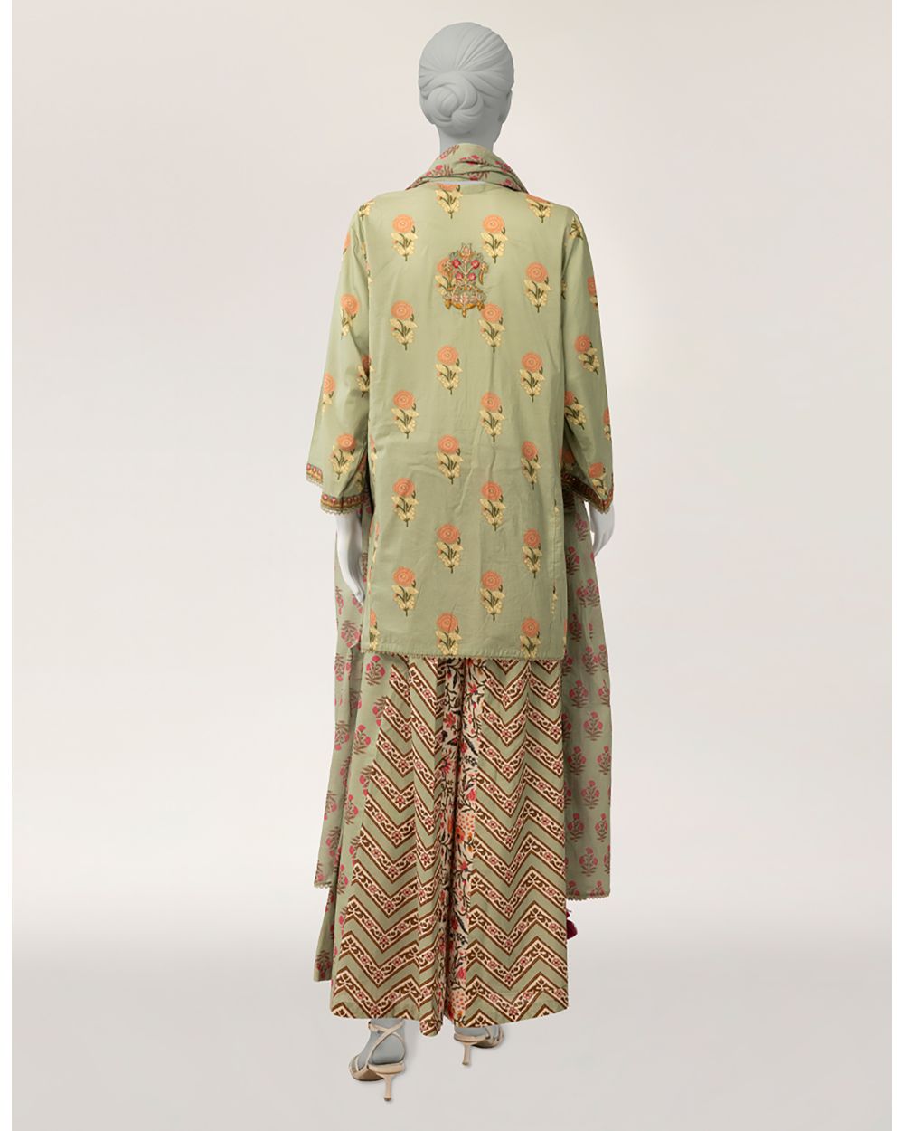 JLAWN-S-26-554/S COLOR BLOCK-01