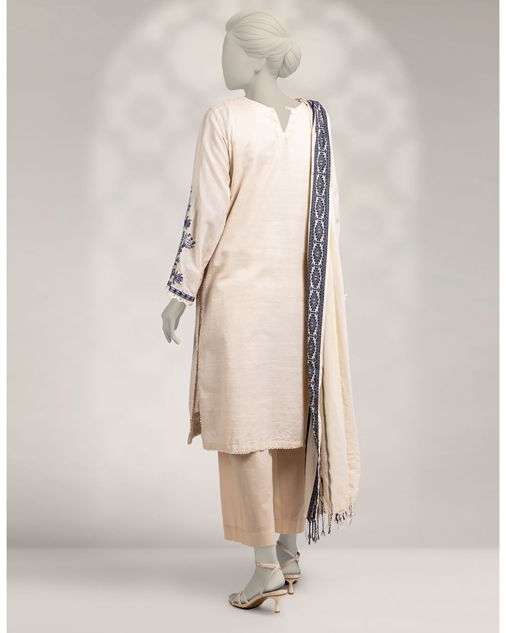 JLAWN-W-JDS-25-1176/S SEQUINS-1