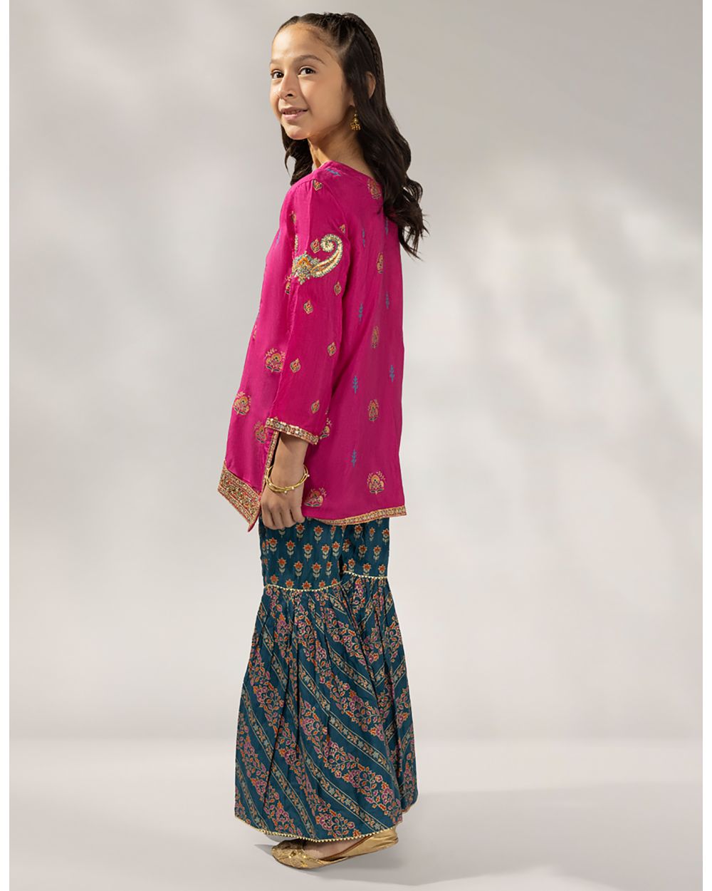 JGKL-W-JGF-25-1925 FB/SHIREEN-05