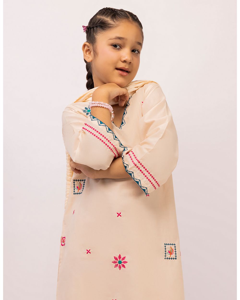 JGK-S-JGP-26-1652 FB/GEOMETRIC BLOOM-3