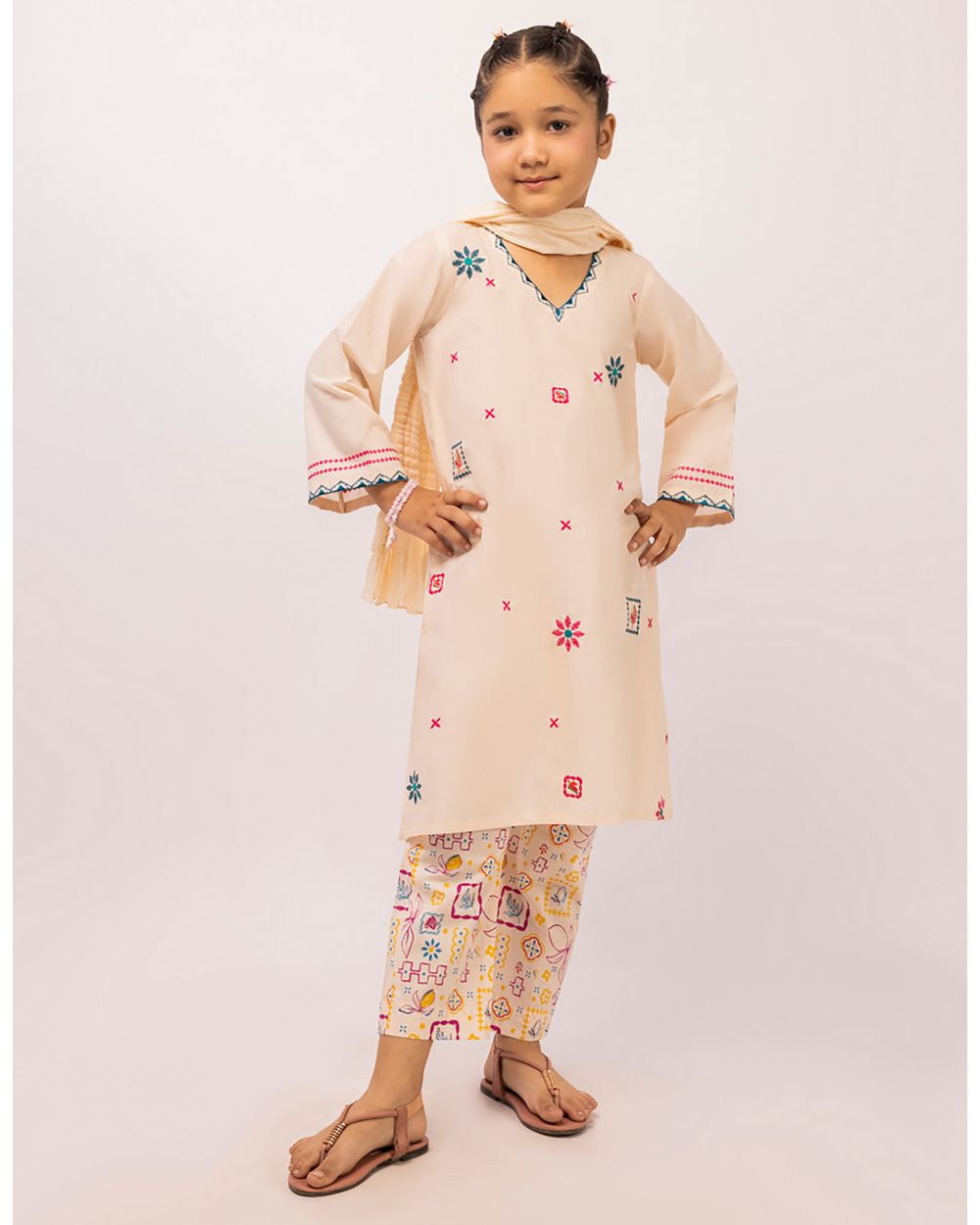 JGK-S-JGP-26-1652 FB/GEOMETRIC BLOOM-3
