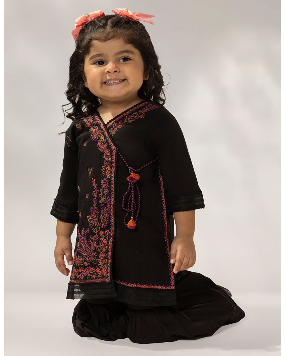 JIK-W-JIST-25-5813 FB/THREADS-I-01