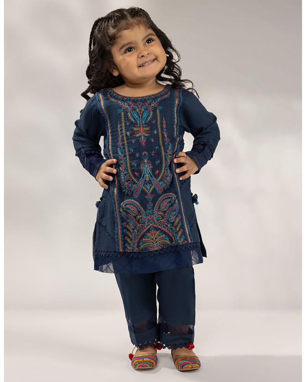 JIK-W-JIST-25-5816 FB/THREADS-I-04