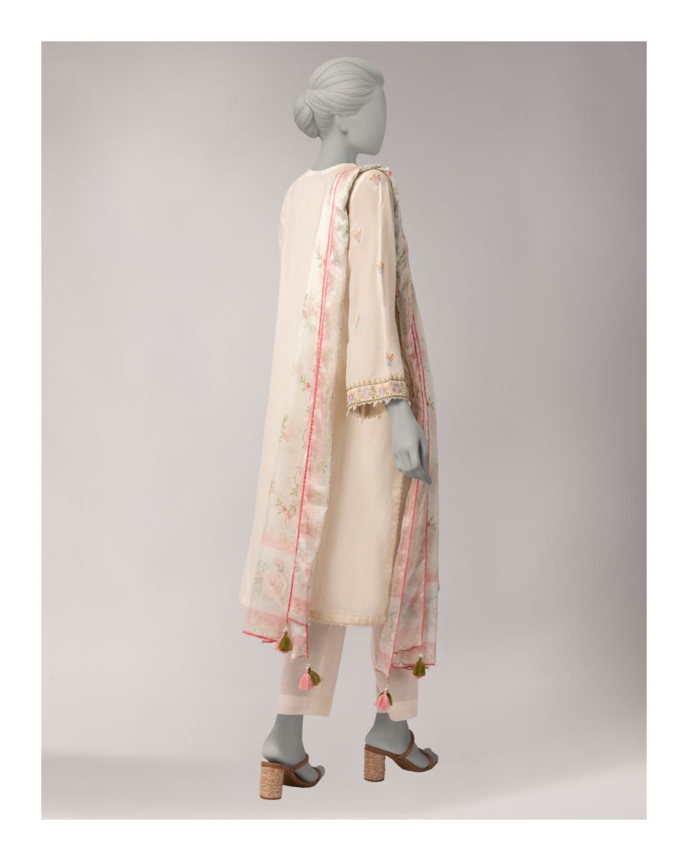 JLAWN-S-26-1116 LUXE-A-6